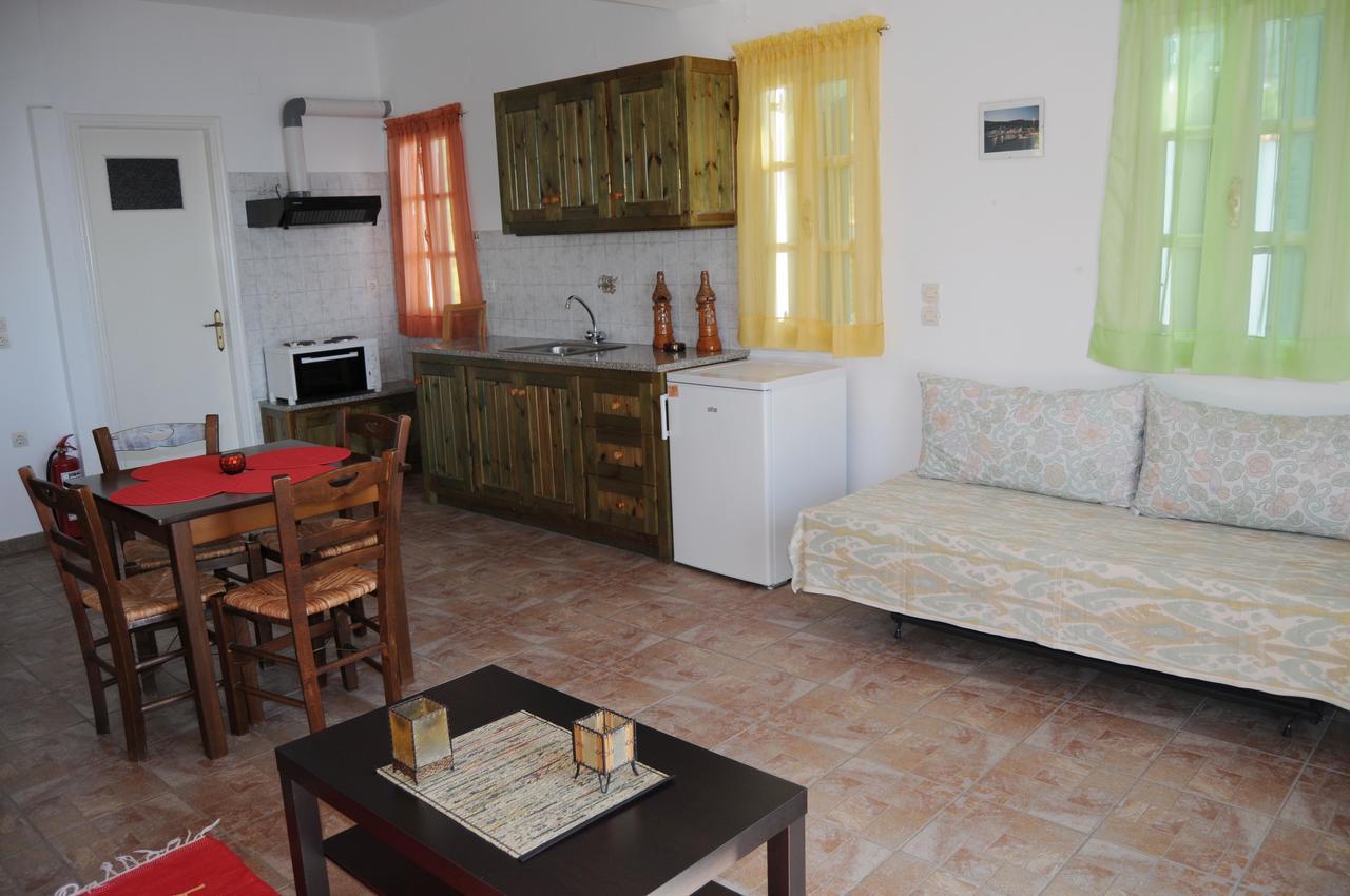 Studios Argyri Agios Kirykos  Bagian luar foto